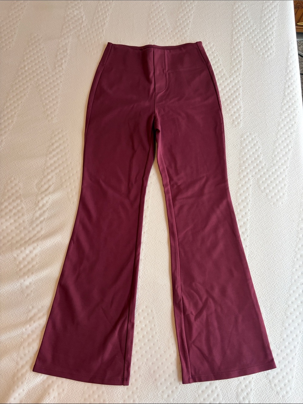 Halara Flare Leggging in Burgundy